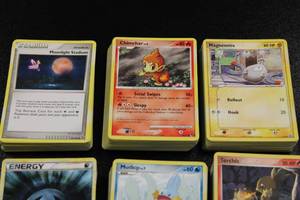 lot 96 image: 2003-2009 Pokemon Card Lot  325 Cards & 150 Energy