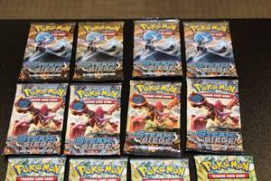 lot 97 image: 2016 Pokemon XY Steam Siege Unopened Pack Lot  16 Packs
