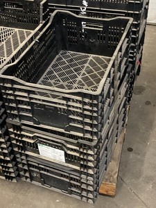 Pallet Lot Of Plastic Crates