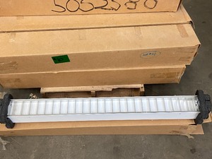 Pallet Lot Of (12) 48 Fluorescent Lights
