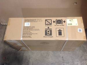 Husky Ready-to-Assemble 24-Gauge Steel 2-Door Garage Base Cabinet in Black (28 in. W x 32 in. H x 18 in. D)Customer Returns See Pictures