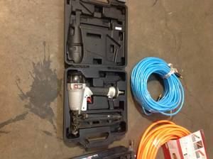 Lot of assorted Air Tools and accessories customer returns see pictures