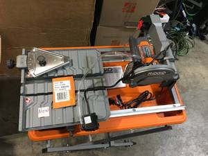 RIDGID 9 Amp Corded 7 in. Wet Tile Saw with Stand Customer Returns See Pictures