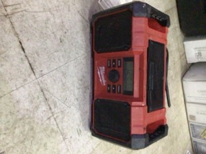 lot 3 image: Milwaukee M18 18-Volt Lithium-Ion Cordless Jobsite Radio