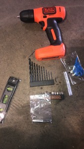 lot 32 image: BLACKDECKER 8-Volt Max Lithium-Ion Cordless 38 in. Drill