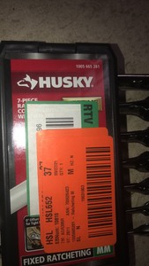lot 37 image: Husky Ratcheting MM Combination Wrench Set (7-Piece)