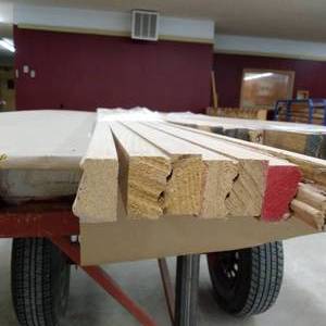 1116 x 1 18 Red Oak Panel Mouldings (SN2)