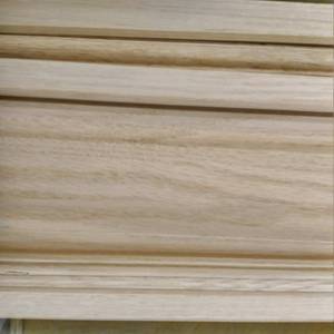 58 x 1 34 Red Oak Panel MouldingWainscot Cap (SN9)