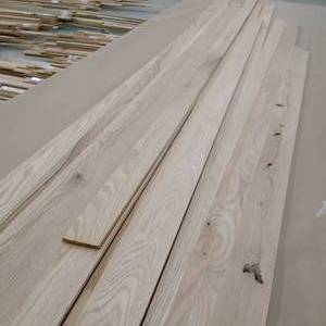 14 x 2 34 Red Oak Select S4S 120 LF (SN13)