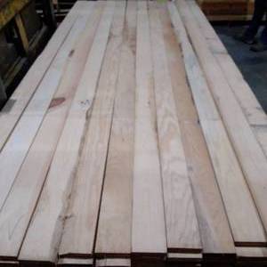 8 Pine 1x4 Boards (WH3)