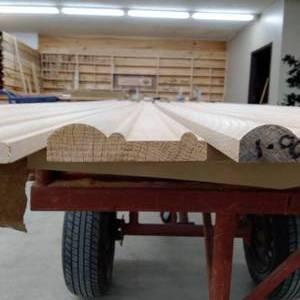34 x 3 58 Red Oak Chair RailBase Cap Moulding 65 LF (SCE10)