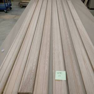 34 x 3 58 Red Oak Chair RailBase Cap Moulding 60 LF (SCE11)