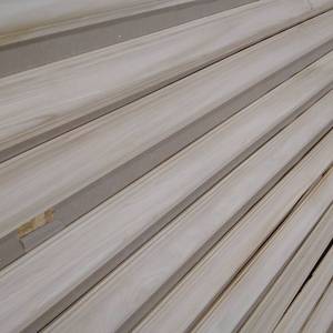 1116 x 2 58 Elm Chair Rail Moulding 90 LF (SCE39)