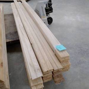 LARGE LOT 516 x 3 38 Elm Shiplap Style Beaded Wainscot 550 LF (SCE59)