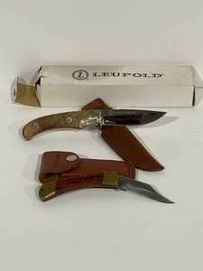 2 Knives