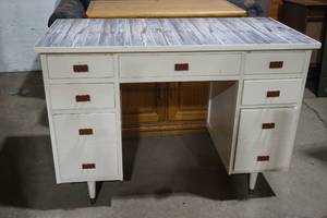 desk