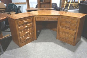 computer desk
