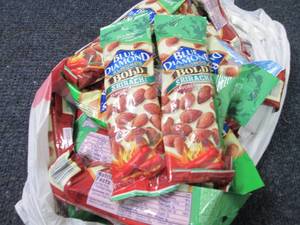 1.5 oz Pks Blue Diamond Almonds Sri...
