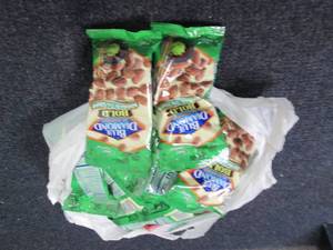 12 4 oz pks Blue Diamond Almonds Wa...