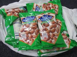 12-4 oz pks Blue Diamond Almonds Wh...