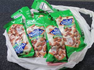 12-4 oz pks Blue Diamond Almonds Wh...