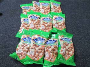 12-4 oz pks Blue Diamond Almonds Wh...