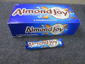 Box of 36 - 1.61 oz Almond Joy Cand...