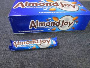 Box of 36 - 1.61 oz Almond Joy Cand...