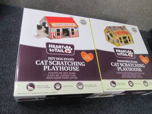 2 Heart to Tail Catscratching PlayH...