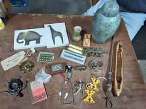Metal Urn With Lid, Desk, Accessories, Collectibles