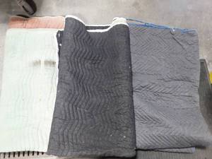 3-Moving BlanketFurniture Pads