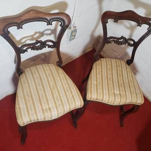 Stylish Victorian Accent Chairs