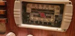 Stewart Warner Tube Radio Phonograph Combo