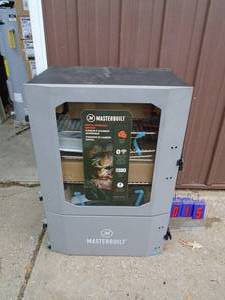 Master Built digital charcoal smoker. Looks new. As shown.