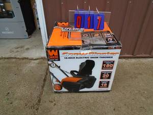 Wen 18 110 volt electric snow blower. New in box. Needs assembly. As shown.