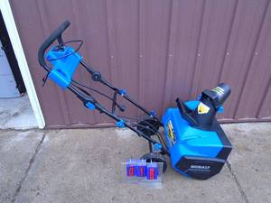 Kobalt 110 volt electric snow thrower. Looks like it was a store display. Tested & works. As shown.