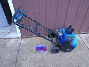 Kobalt 40 volt cordless snow thrower. Looks unused. No battery or charger. Untested. As shown.
