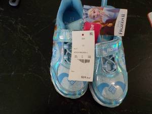 Childrens size 11 Frozen II Shoes...