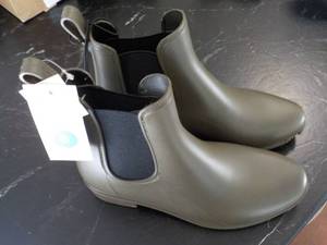 A New day size 6 Shoes...