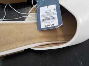 Universal Thread size 7 Shoes...
