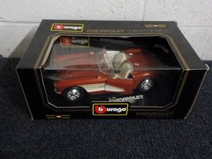 Burago Chevrolet Corvette 1957...