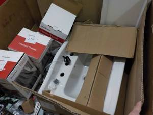 Pallet of Overstocks, Returns, Repa...