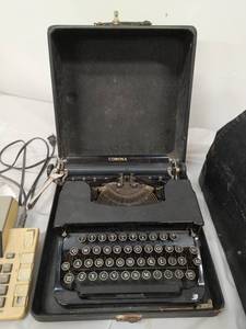 Two Vintage Electronics and Vintage Cowhide Doctors Bag