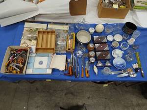 Collection of Vintage Home Dcor & Housewares