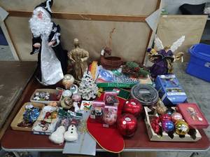 Collection of Holiday Dcor