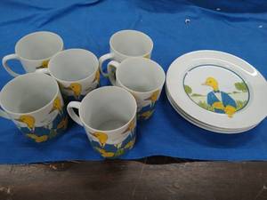 Madison Ave Duck Dish set