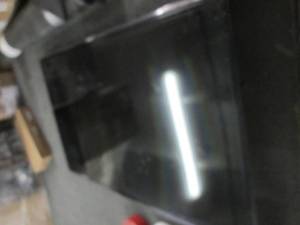 lot 146 image: samsung 55 ich tv powers on...