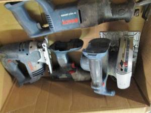 lot 152 image: 4 bosch cordless 18 volt tools and ...