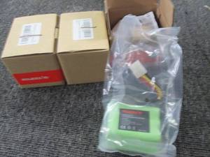 lot 178 image: 3 poweraxis 7.2v batteries...