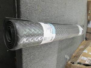 lot 188 image: 4ft x 6ft anti fatigue mat one end h...